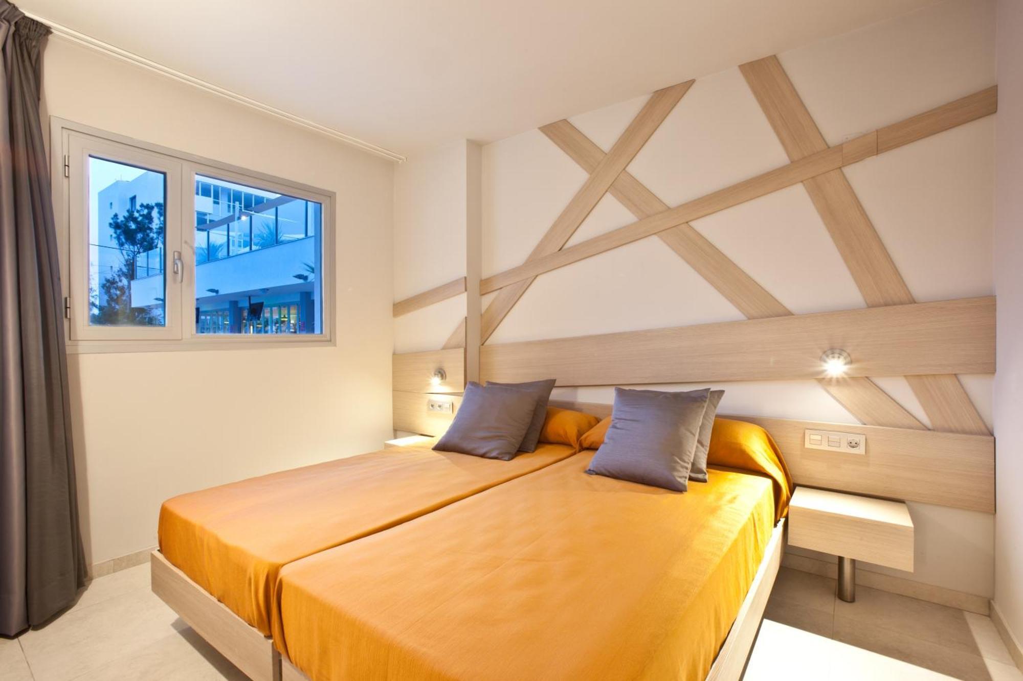 Ryans Ibiza Apartments - Only Adults Room photo