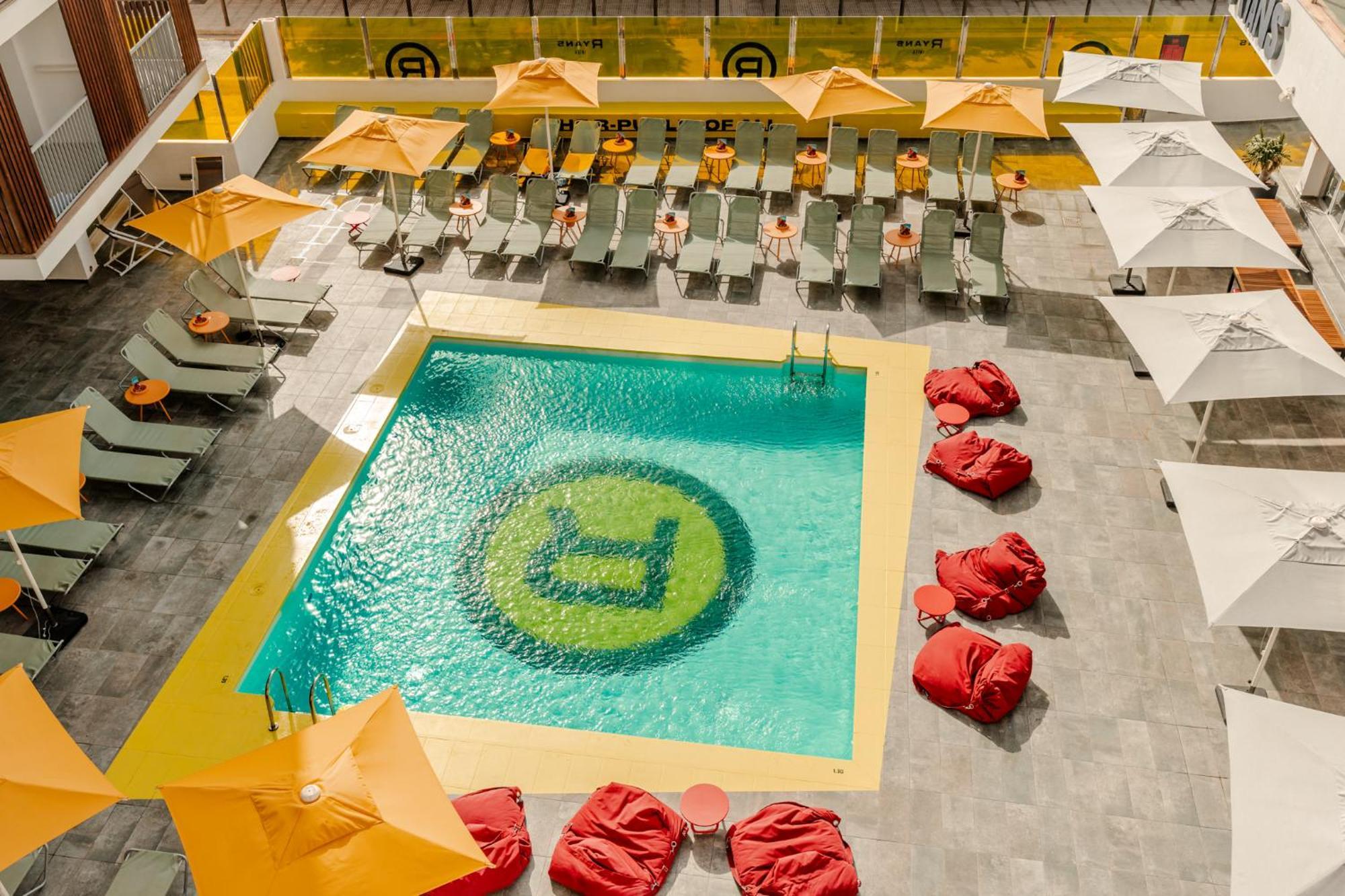 Ryans Ibiza Apartments - Only Adults Exterior photo